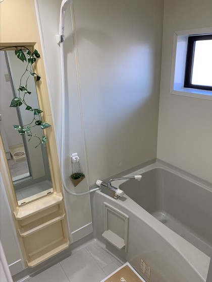 ピローサイド四御神 A棟