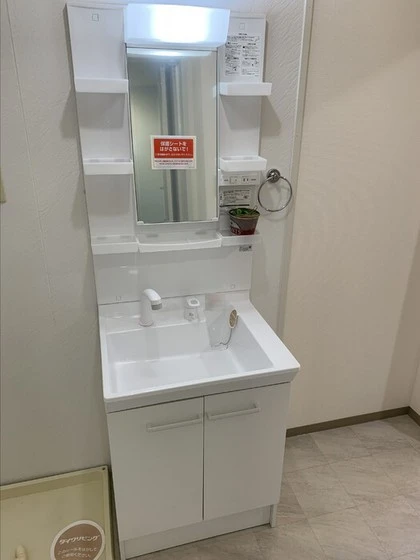 ピローサイド四御神 A棟