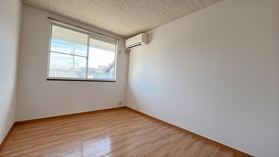 ファミーユ平野A