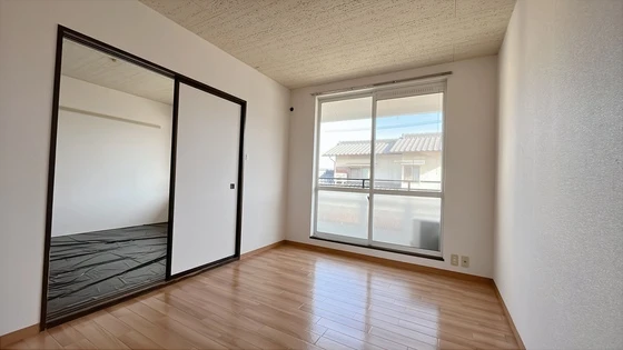 ファミーユ平野A