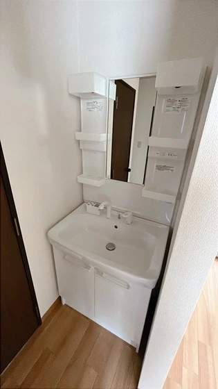 ファミーユ平野A