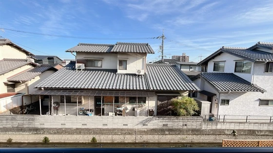 ファミーユ平野A