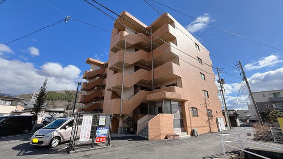 マリベール瀬戸駅前