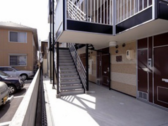 レオパレス伊島町2丁目