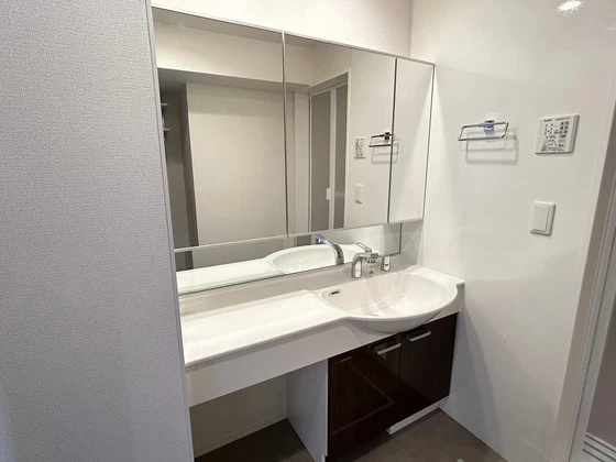 メゾン ボヌール大町