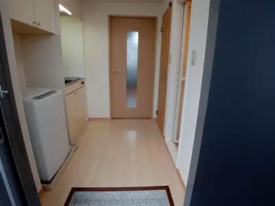 レオパレス中島