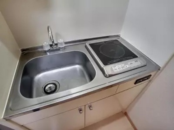 レオパレス中島