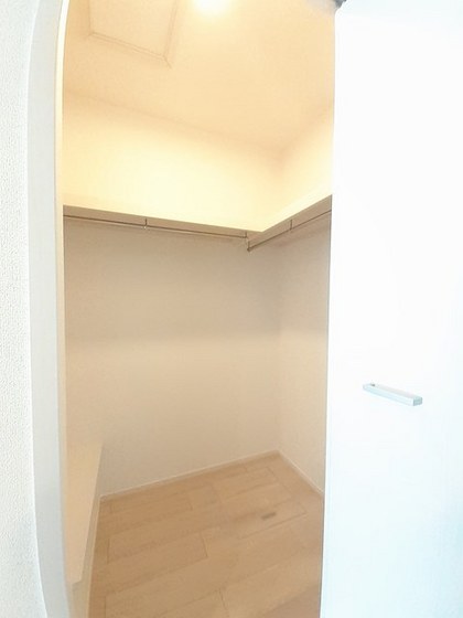 メゾン プラティークB