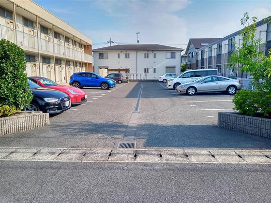 レオパレスグリーンパーク