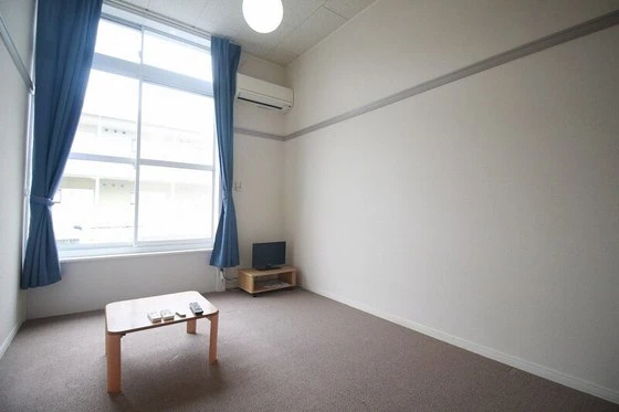 レオパレスクレールJ・K