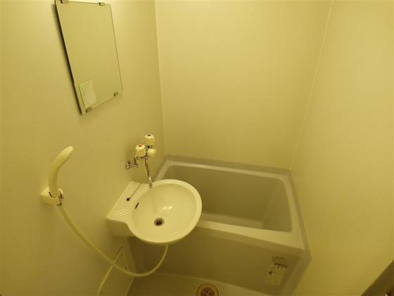 レオパレスラピュタ