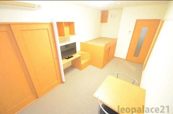 レオパレスオリエンタル