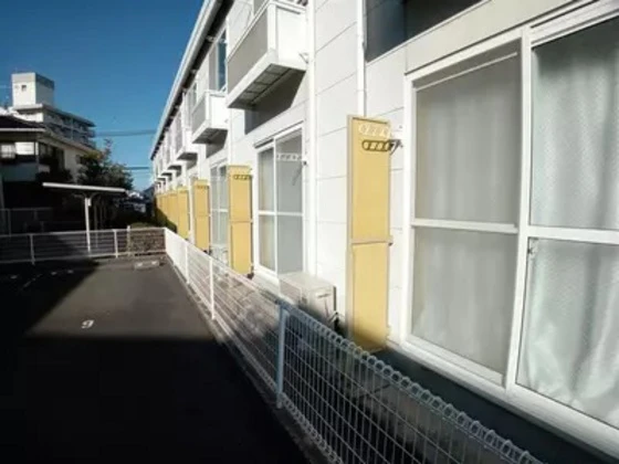 レオパレスラティエーラ1