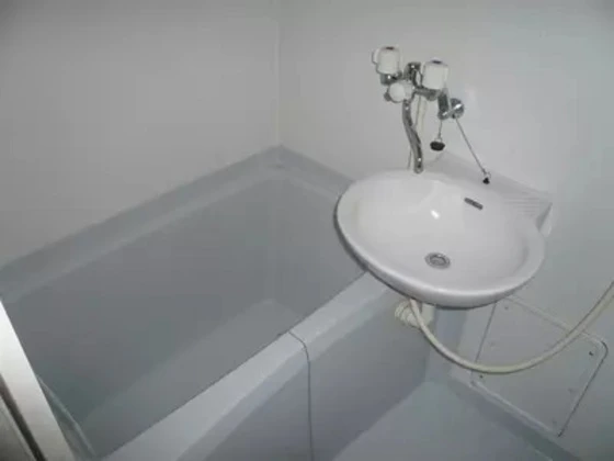 レオパレスルーチェ