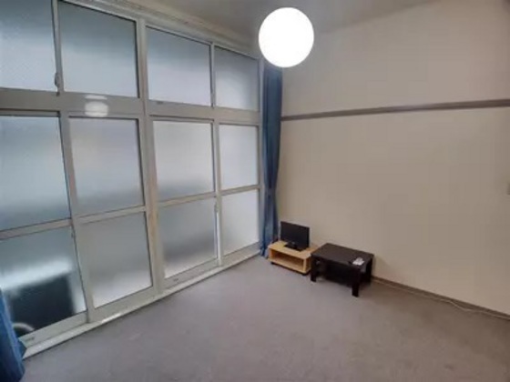 レオパレスビアンカ