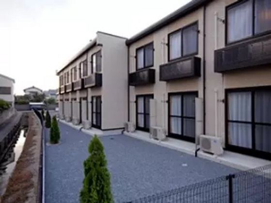 レオパレスアンフィニ