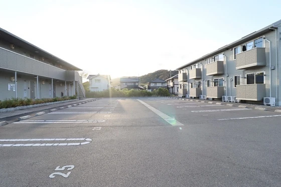 セジュール瀬戸下 A棟