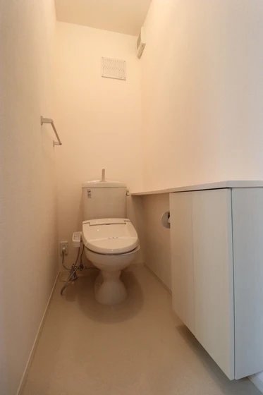 セジュール瀬戸下 A棟