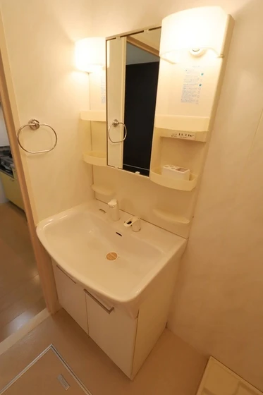 セジュール瀬戸下 A棟