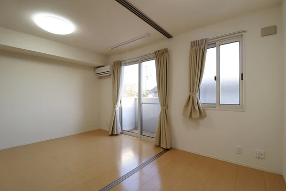 セジュール瀬戸下 A棟