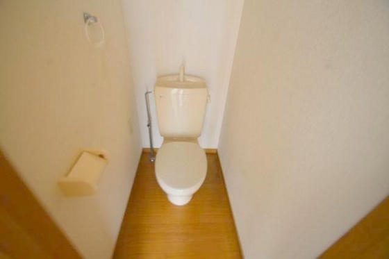 ファミーユ人見 A棟