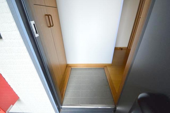 ファミーユ人見 A棟