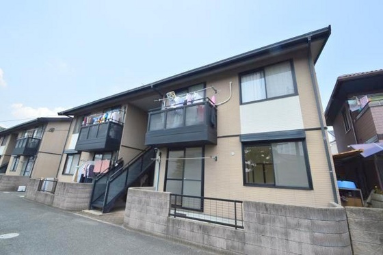 ファミーユ人見 A棟