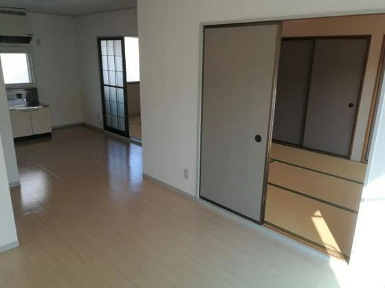 メルヴェーユ浜野 B