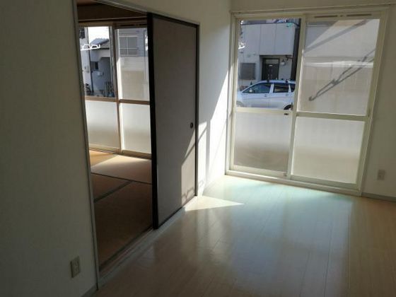 メルヴェーユ浜野 B