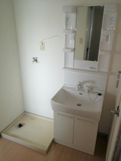 メルヴェーユ浜野 B