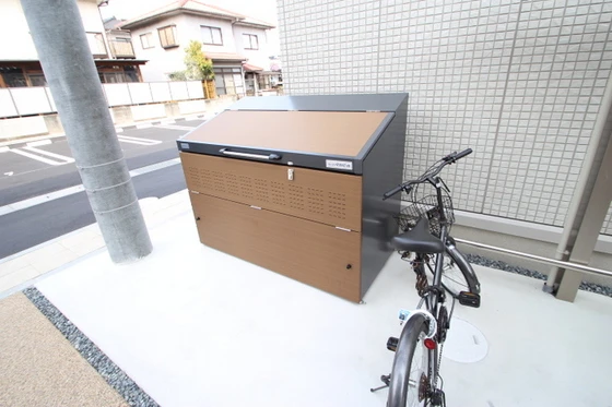 サニーフラット西市 B棟