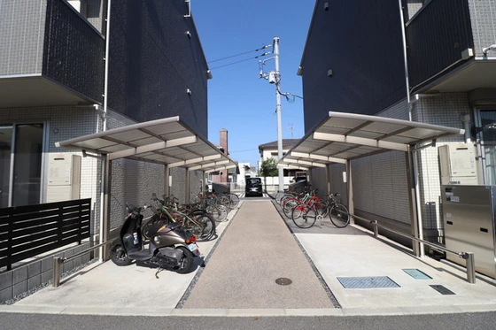 サニーフラット西市 B棟