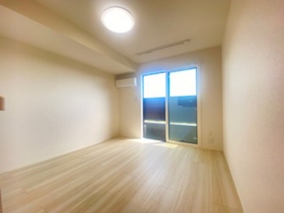 ヒルズスクエア