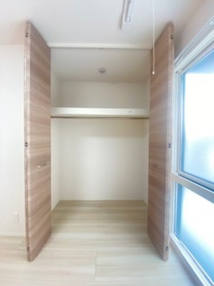 ヒルズスクエア