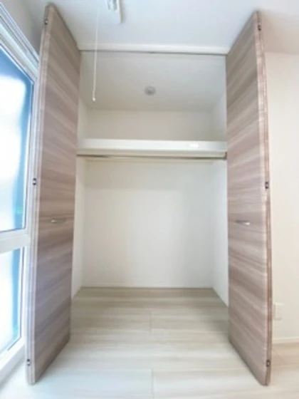 ヒルズスクエア