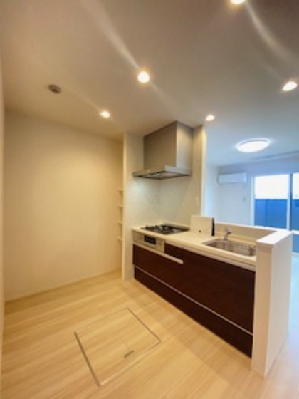 ヒルズスクエア