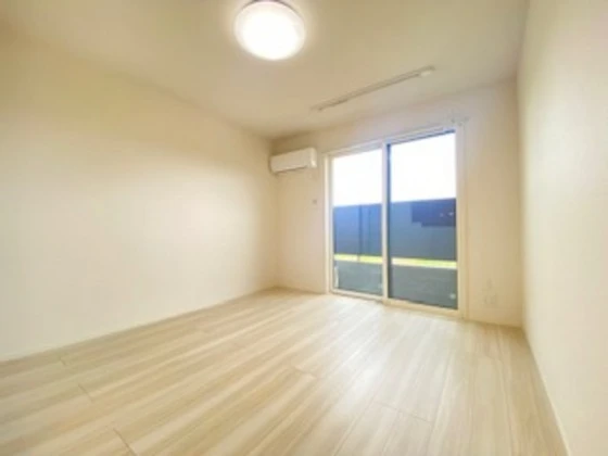 ヒルズスクエア