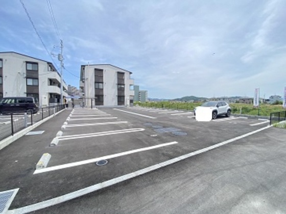 ヒルズスクエア