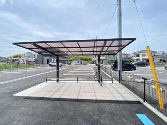 ヒルズスクエア