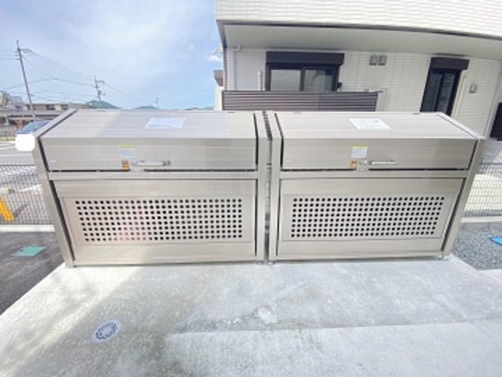 ヒルズスクエア