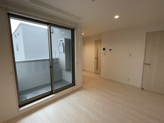 REGALEST 平井(レガリスト ヒライ)