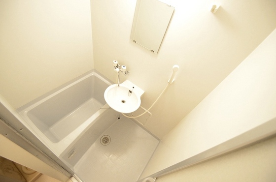 レオパレスブルースカイⅢ