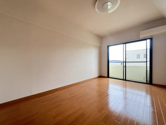 パークプレイス今8