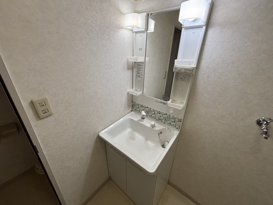 ラルジュ瀬戸B棟