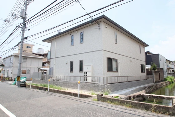 シャーメゾン津倉町