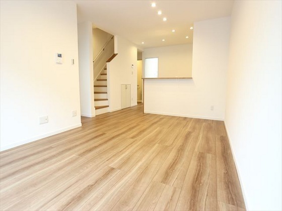 カシリア柳ケ丘 D棟