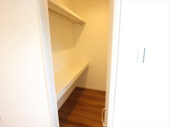 カシリア柳ケ丘 D棟