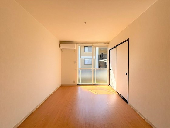 ファミーユ竹原 D