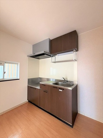 ファミーユ竹原 D