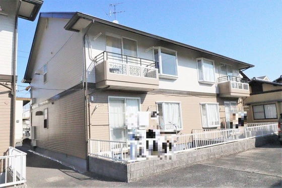 ファミーユメイ A棟